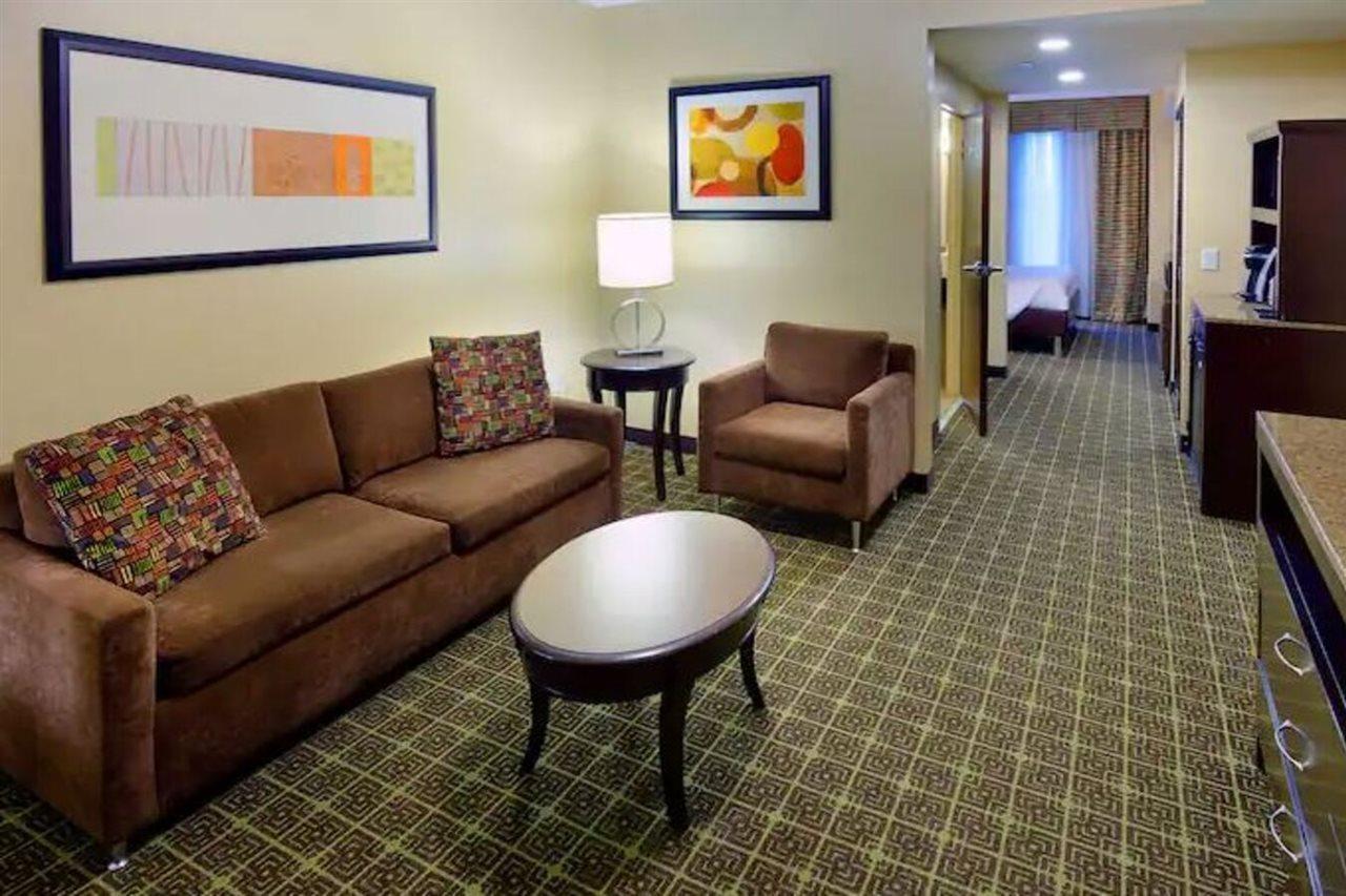 Hilton Garden Inn Springfield, Mo Εξωτερικό φωτογραφία
