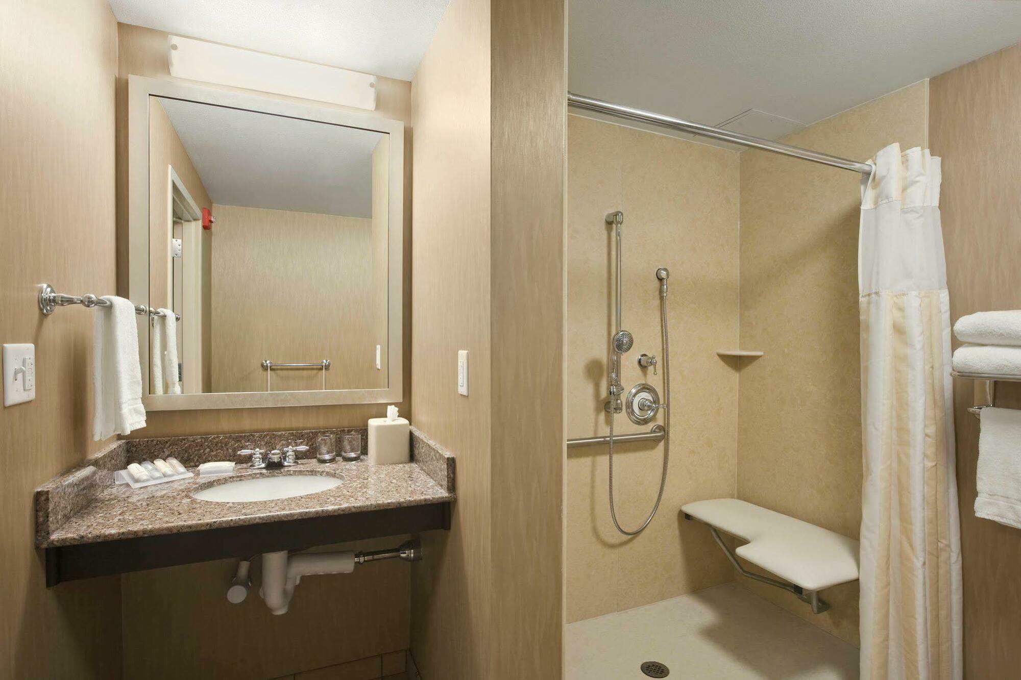 Hilton Garden Inn Springfield, Mo Εξωτερικό φωτογραφία